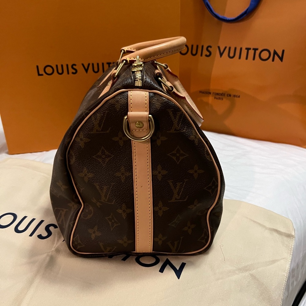 Everything pictured included